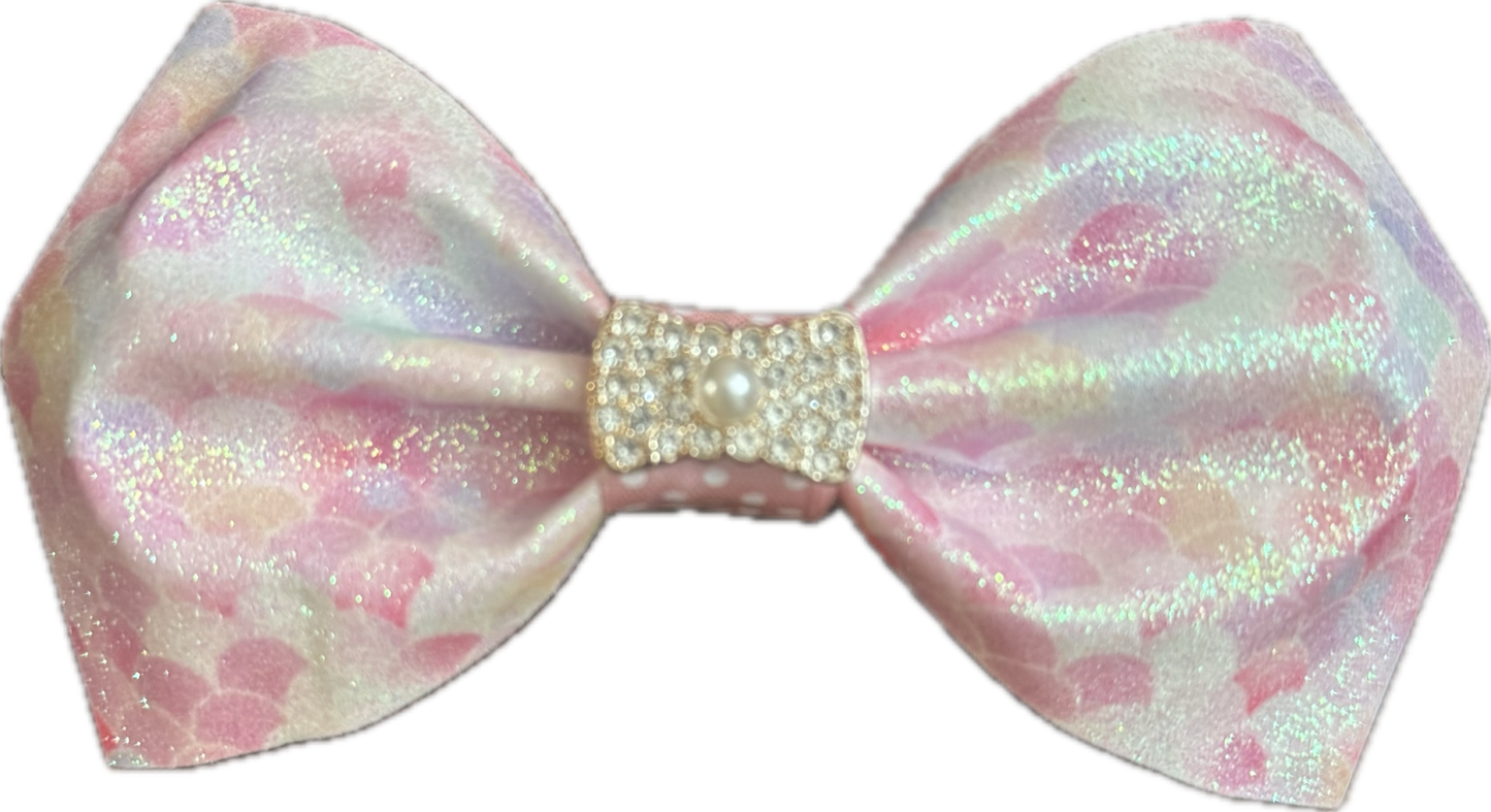 Faux Leather Bow Clip