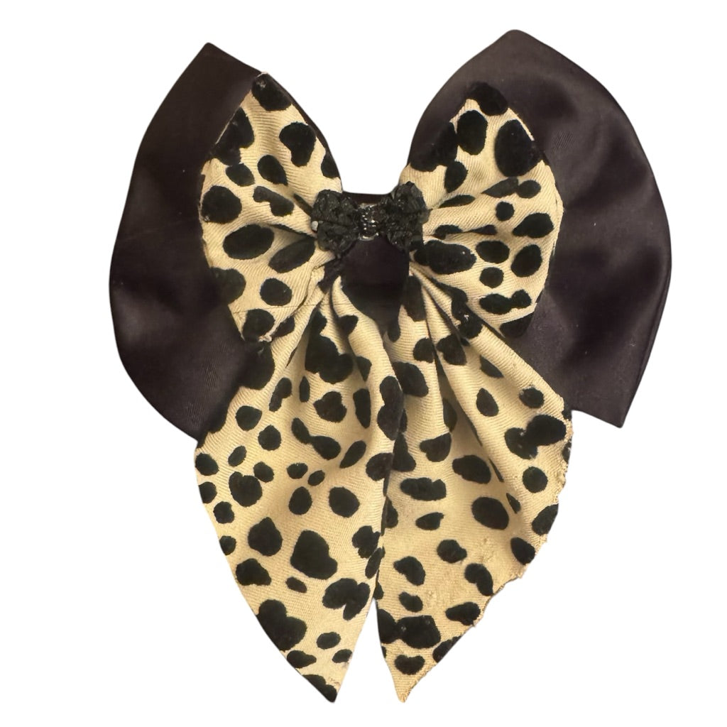 Medium Tail Hair Bow Clip