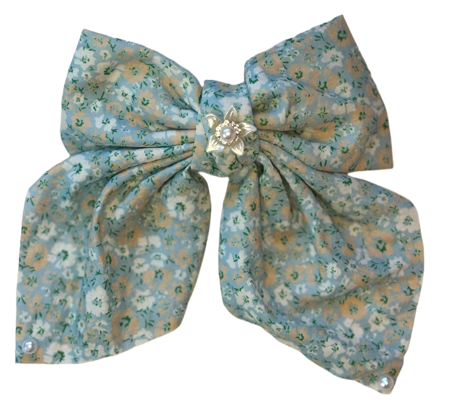 Medium Tail Hair Bow Clip
