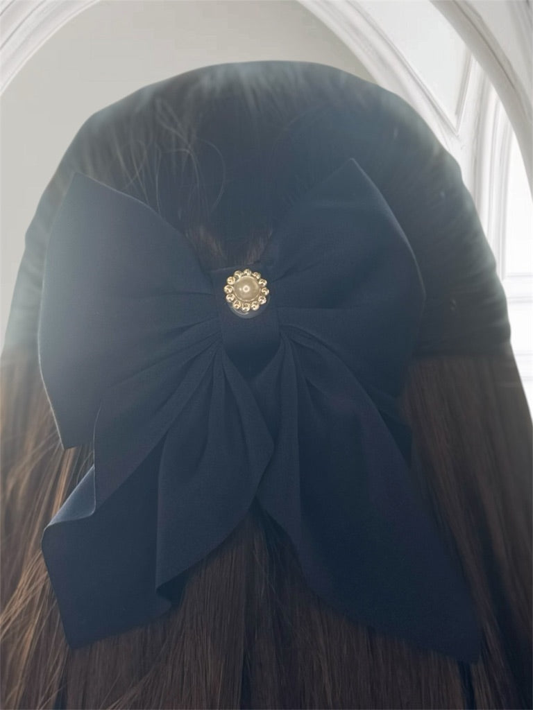 Medium Tail Hair Bow Clip